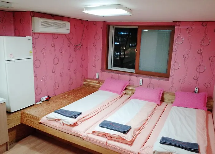 Hostal Bong Backpackers