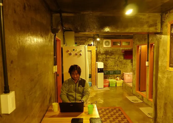 Bong Backpackers Seúl