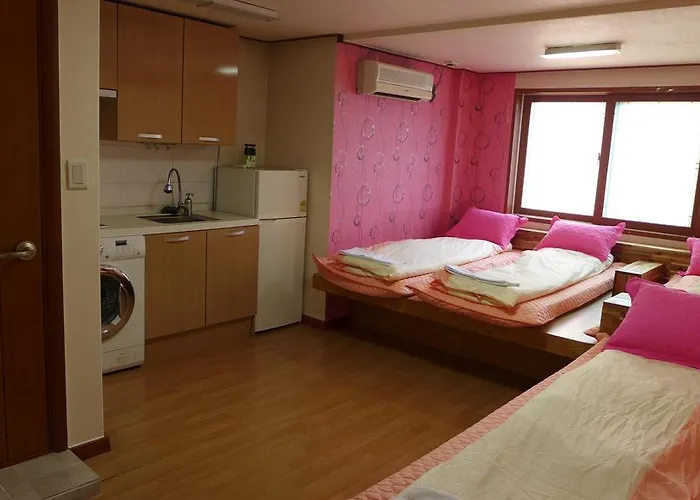 Hostal Bong Backpackers