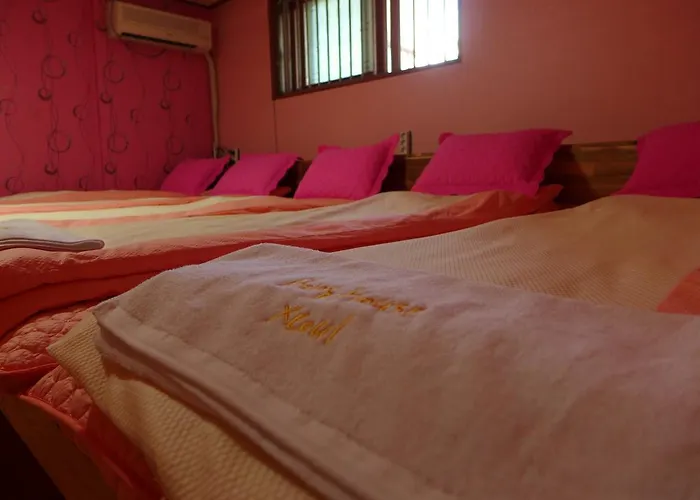 Bong Backpackers Hostal